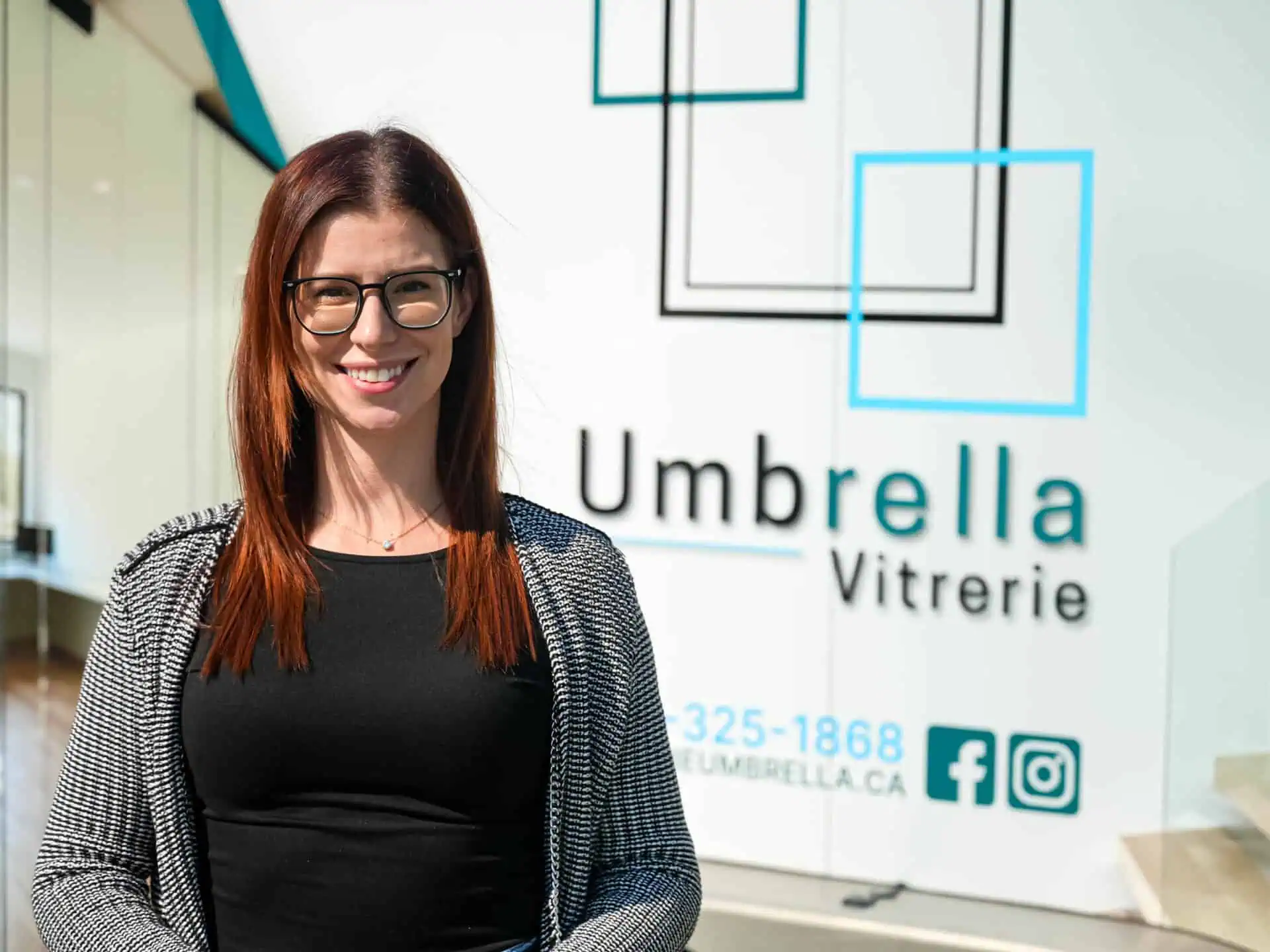 Anne-Frédérik Richard, présidente de Vitrerie Umbrella, dans son local établi à Mon Espace Atelier Mascouche.